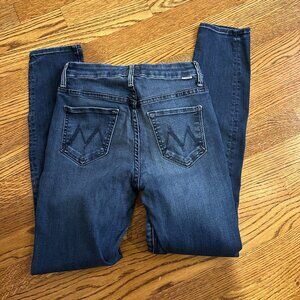 ⭐️MOTHER Skinny Jeans⭐️